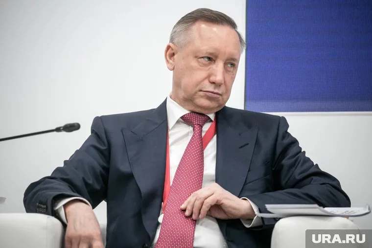 Пострадавших в результате громкого хлопка в Невском районе нет, заявил Александр Беглов