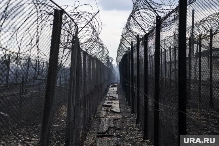 ВС РФ отбились от противника, укрепившись в женской колонии