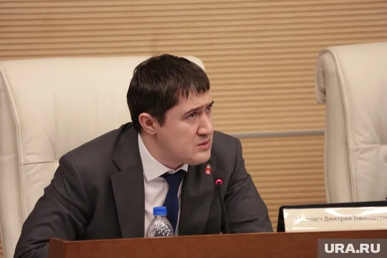 Дмитрий Махонин заявил, что снятие ограничений будет зависеть от уровня заболеваемости