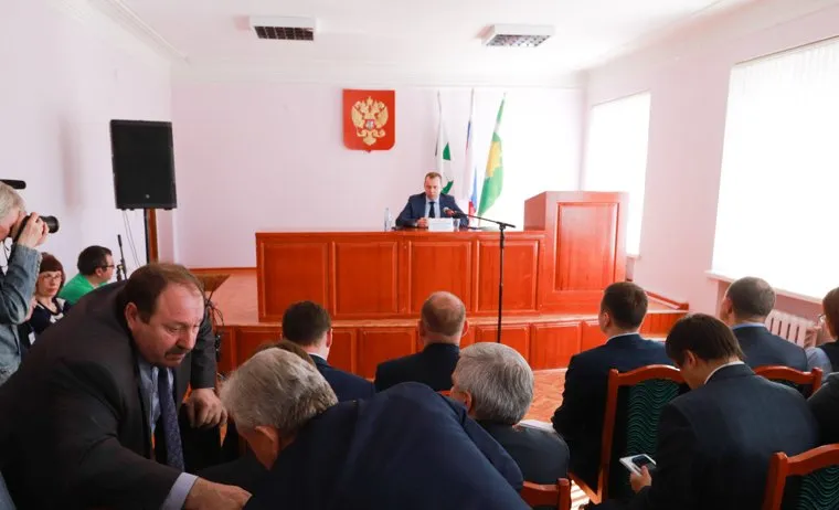 Шум шатрово необр