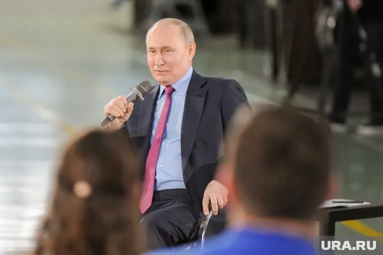 Путин проводит встречу с победителями конкурса «Лидеры России»