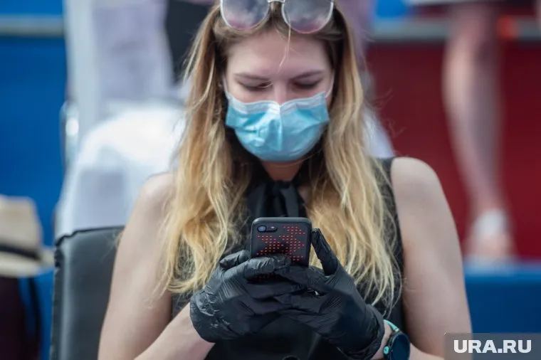 Вадим Покровский рассказал, что все реакции организма на вакцину от COVID-19 будут известны позднее