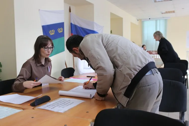 Избирательный участок. Тюмень