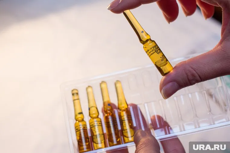 Использование AstraZeneca приостановили 11 стран Европы