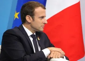 Макрон предупредил Британию о проблемах из-за слов Лиз Трасс