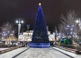 Зима в отгуле: как бесснежный Екатеринбург готовится встретить Новый год