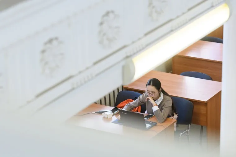 Студенты УрФУ в экзаменационный период. Екатеринбург