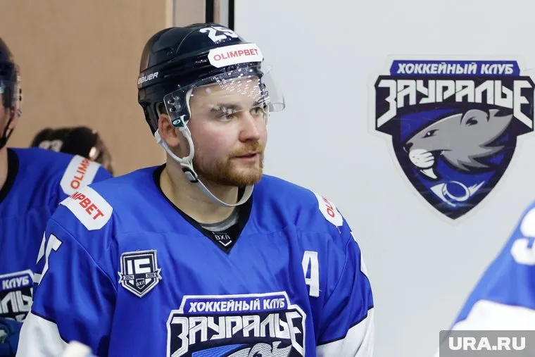 Теперь хоккеист должен подписать контракт с другим клубом