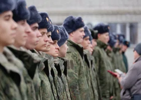 Первые призывники Ямала отправились на срочную службу