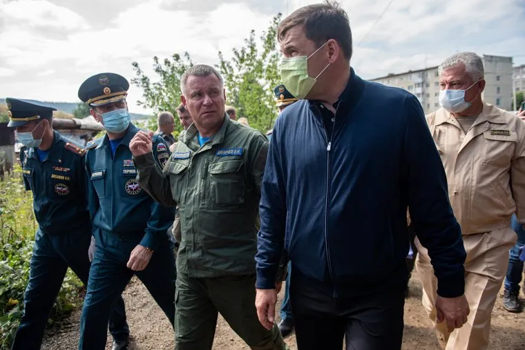 Последствия паводка в городе Нижние Серги. Свердловская область