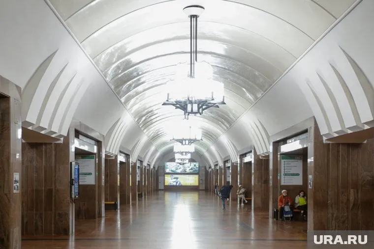 Инцидент произошел на станции метро «Площадь 1905 года»