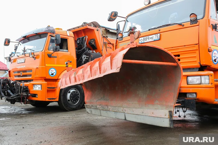 Магистральные трассы в Тюмени начали обрабатывать с помощью «Бионорда»