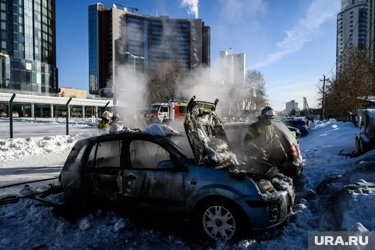 В ХМАО с 1 января сгорело 149 автомобилей