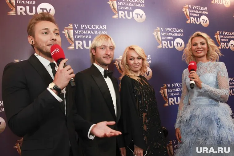 Евгений Плющенко и Яна Рудковская обратились за помощью в полицию