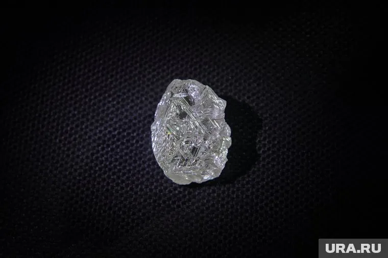Аналогичный алмаз нашли два с половиной года назад