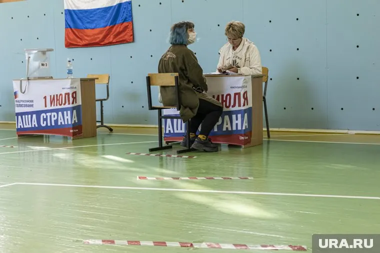 Жители трех округов в крае активнее всего голосуют по поправкам к Конституции