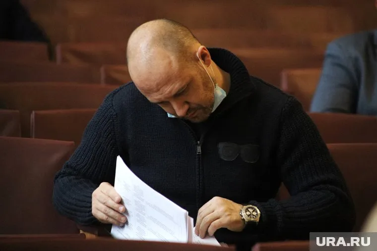 Фотожабы с депутатом Артемом Исламовым сделали подписчики сообщества «Лентач»