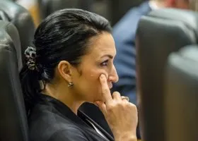 «Некогда и не интересно»: тюменский депутат проигнорировала проблемы «Тяжелых людей»