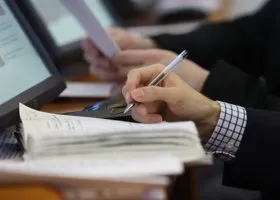 Тюменский депутат помог правительству ЯНАО уговорить оппозицию