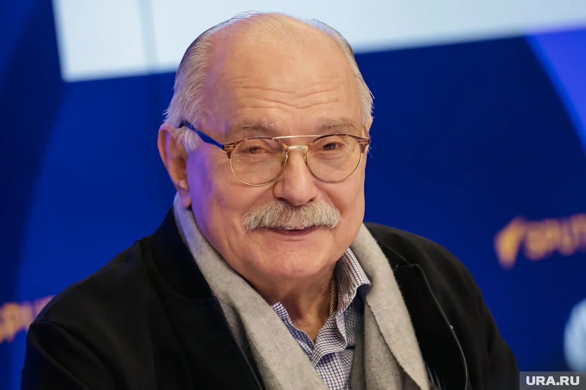 Михалков представил в Тобольске спектакль «12»