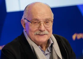 Губернатор Моор встретился с известным кинорежиссером 