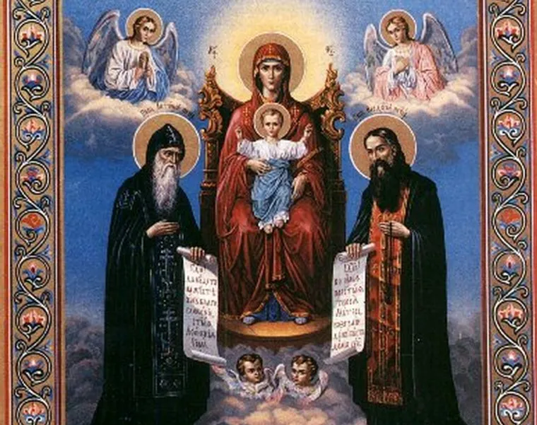 Свенская (Печерская) икона Божией Матери — одна из древнейших сохранившихся икон, созданных в Киево-Печерской лавре