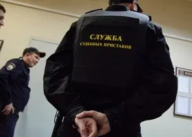 Судебные приставы арестовали имущество беглого экс-директора Антипинского НПЗ