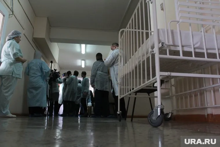 После падения школьница попала в больницу