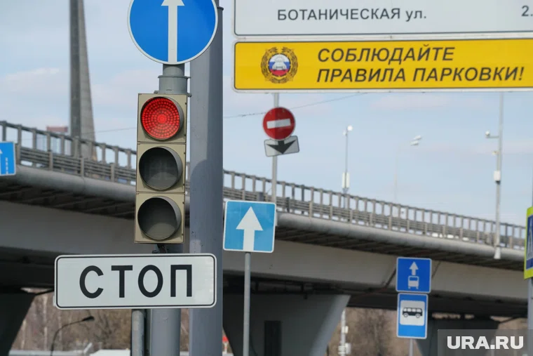 Светофоры перестанут работать сразу на трех перекрестках (архивное фото) 