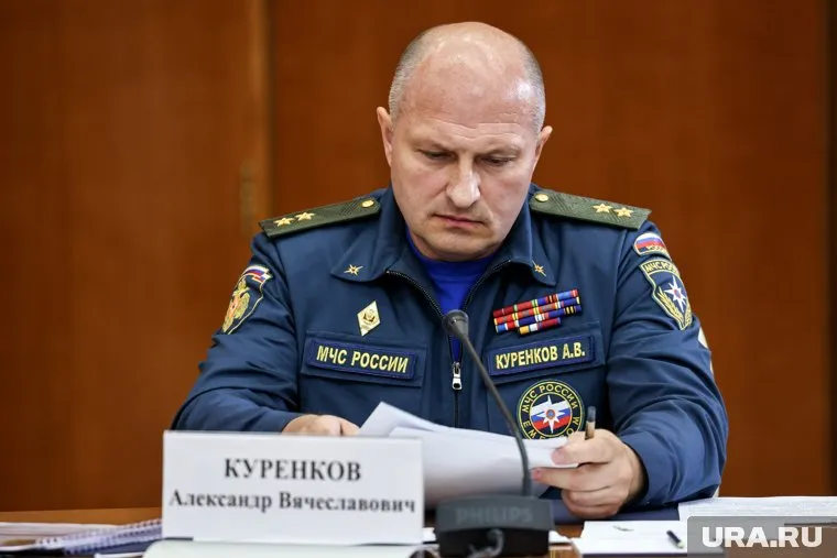 Куренков сообщил, что предварительно причиной взрыва является взрыв газового баллона