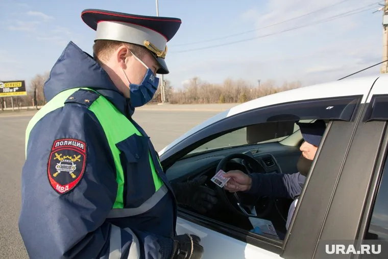 ГИБДД отправит авто на спецстоянку, если получит постановление