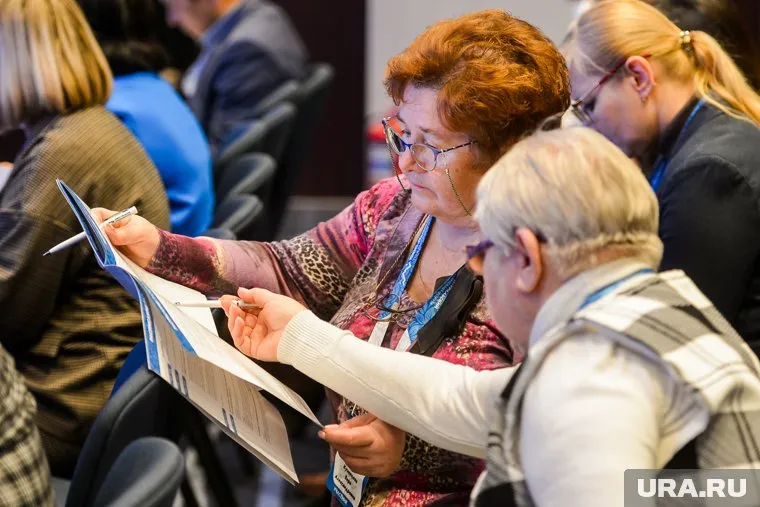 Соцпенсии с 1 апреля вырастут на 3,3%, заявил Вячеслав Володин