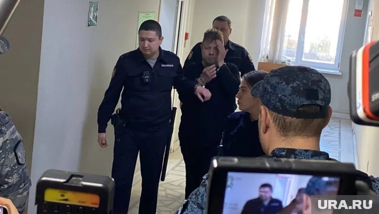 На суд над Артемом Вагановым приехало много СМИ, в том числе федеральных