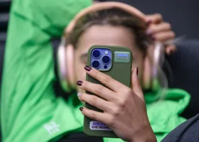 В Минцифры разъяснили меры по отключению интернета после возвращения из-за границы