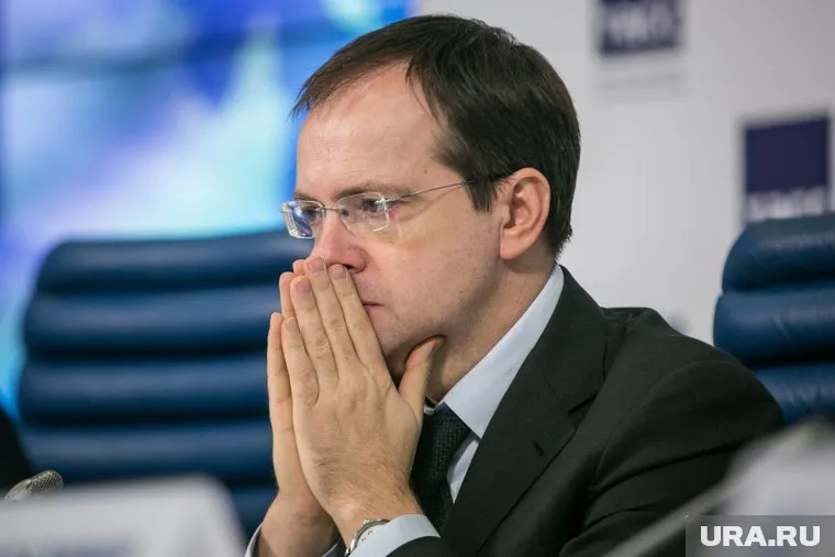Владимир Мединский возглавляет российскую делегацию для переговоров с Украиной