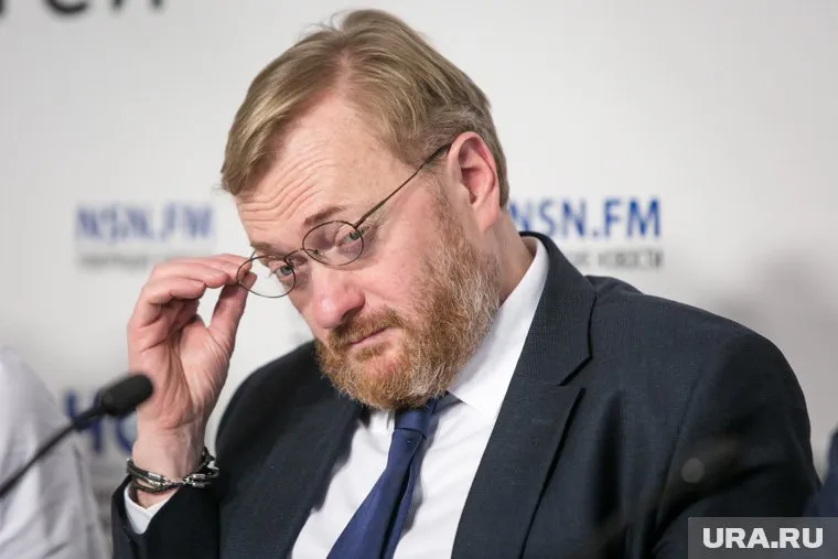 Депутат Госдумы Виталий Милонов готов помочь пермскому коллеге Игорю Сапко вести борьбу с ЛГБТ