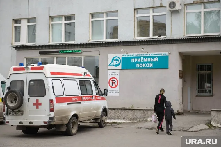 Челябинцы попали в больницу после употребления салатов