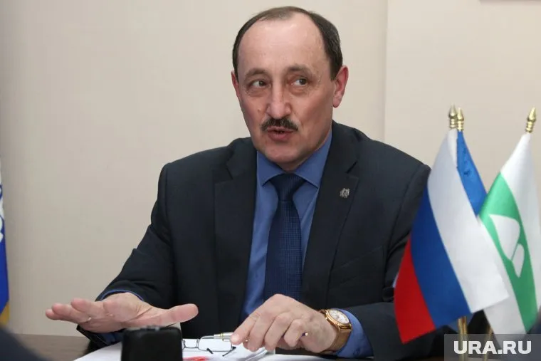 Депутат Курганской областной думы поставил сити-менеджеру "неуд" за работу