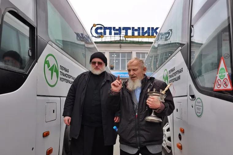 Отправка мобилизованных от кинотеатра "Спутник". Курган