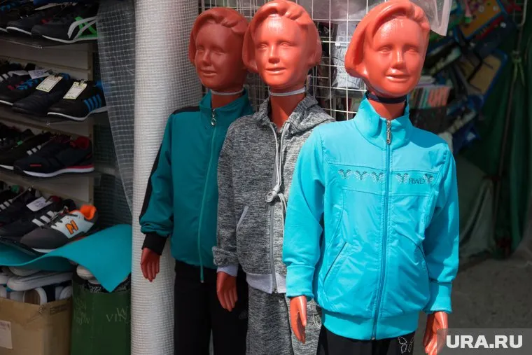 На деньги от государства семья сможет купить детям одежду для школы и начать свой бизнес