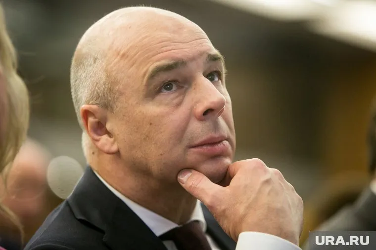 Министр уверен, что правительство и ЦБ держат ситуацию на контроле