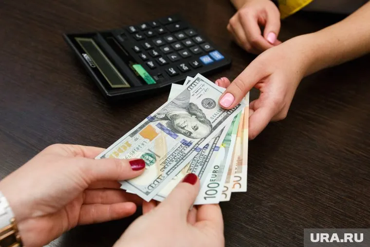 Курс валют побил максимум с 2016 года