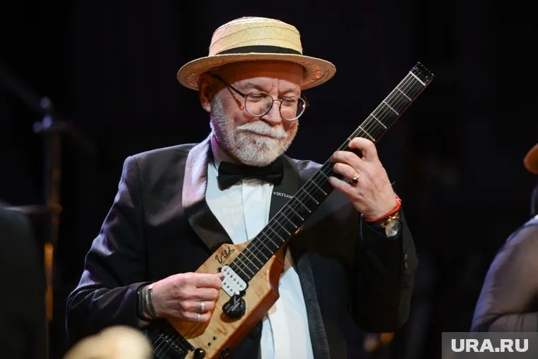 Открытие VI международного фестиваля музыкального юмора Игоря Бутмана. Челябинск