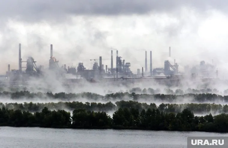 Изначально смог хотели дарить друзьям в качестве сувениров