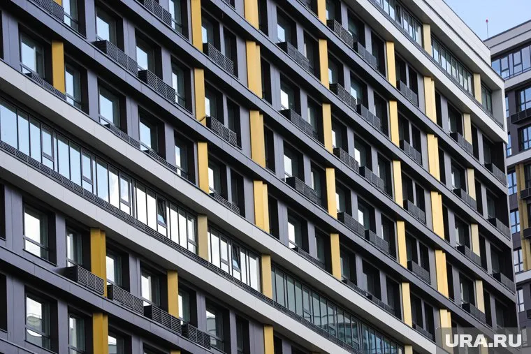 Квартира находится на шестом этаже (архивное фото)
