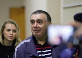 Экс-лидера азербайджанской диаспоры на Урале оставили за решеткой