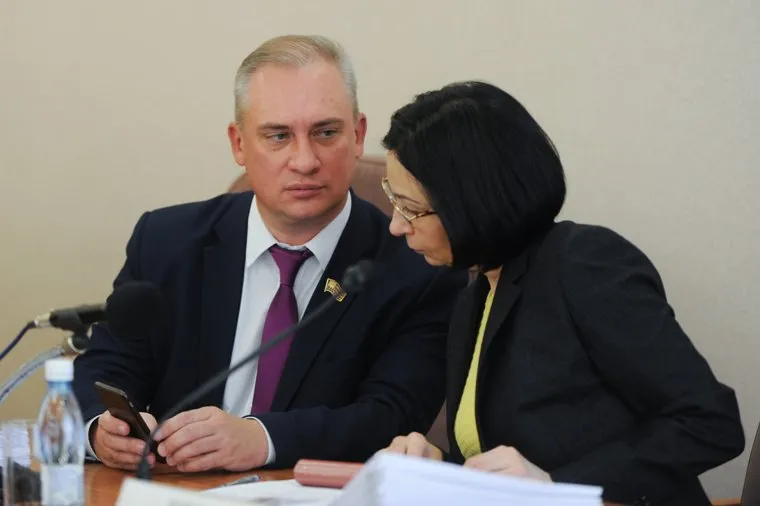 Заседание челябинской городской думы. Челябинск