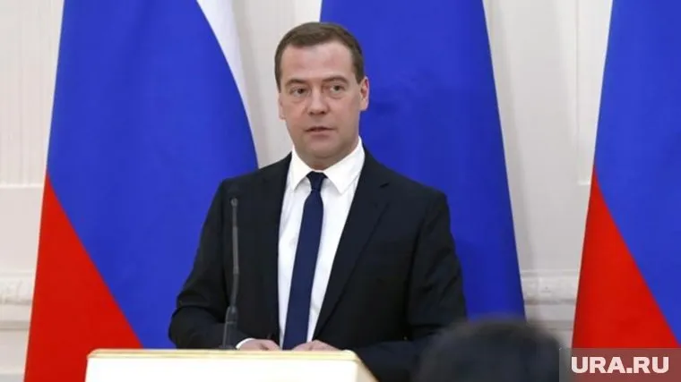 Пенсионная реформа необходима, уверен Медведев