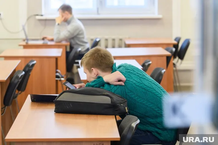 Студенты ВГУВТ продолжают обучение в вузе