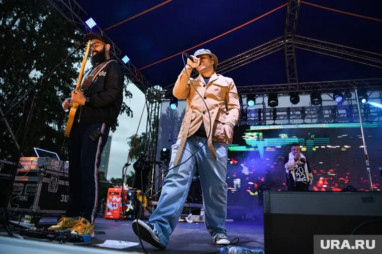 Группа «Градусы» стала музыкальным подарком на День молодежи